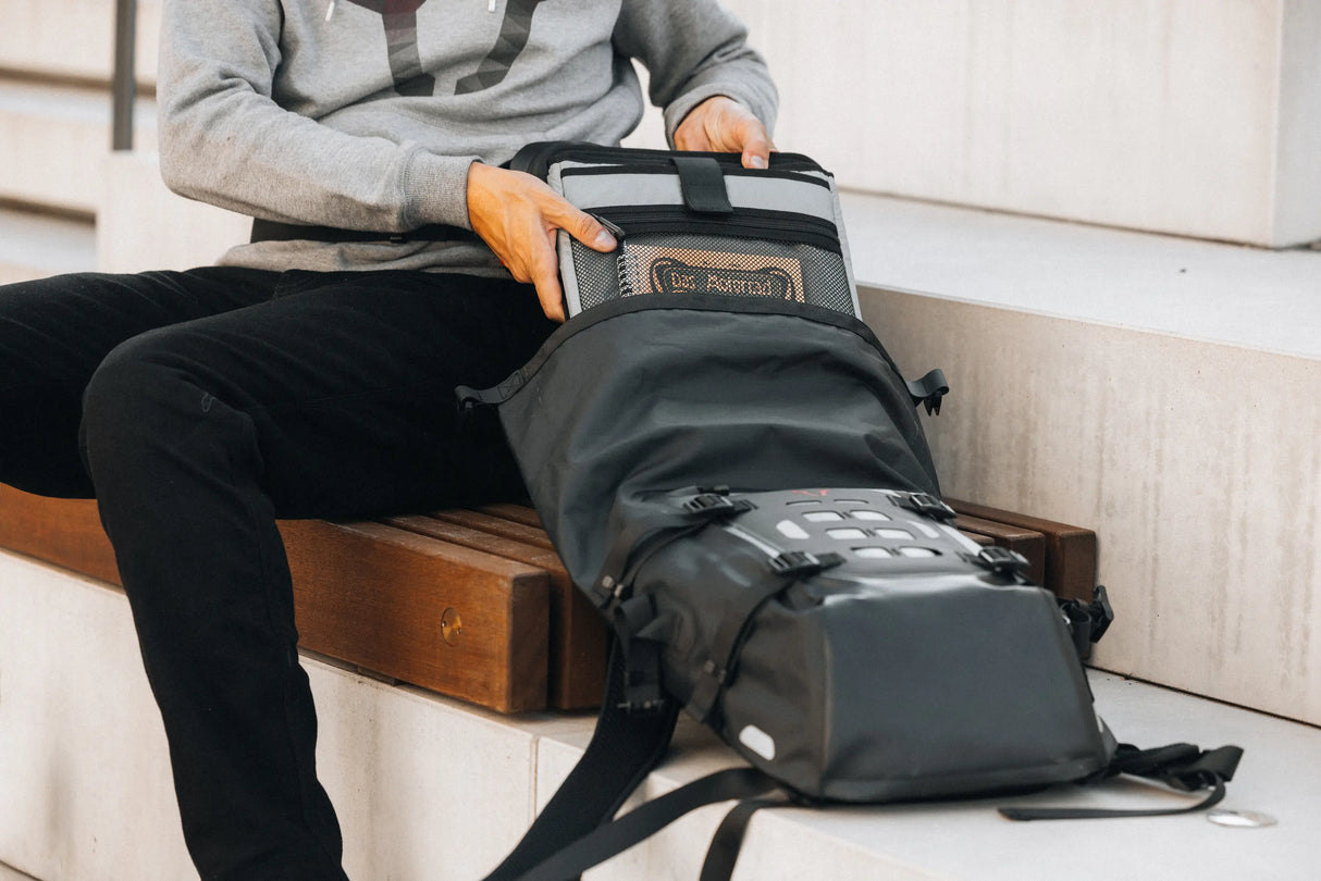 Mochila Daily WP 22 l. Negro. Impermeable.